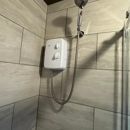 One Bedroom Basement Flat